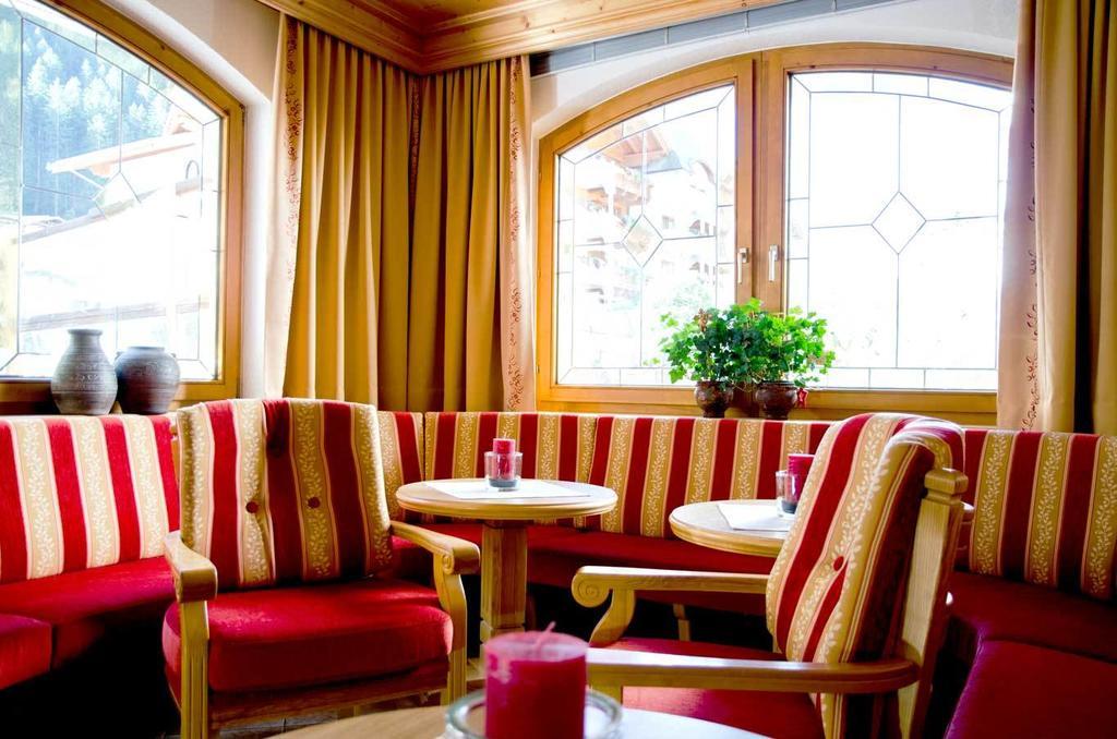 Hotel Maria Theresia イシュグル エクステリア 写真