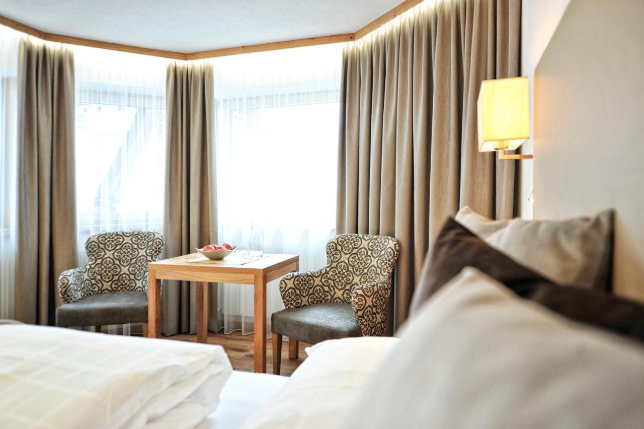 Hotel Maria Theresia イシュグル エクステリア 写真