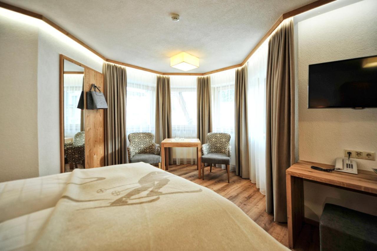 Hotel Maria Theresia イシュグル エクステリア 写真
