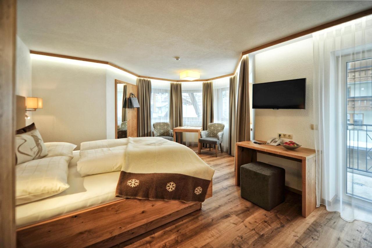 Hotel Maria Theresia イシュグル エクステリア 写真