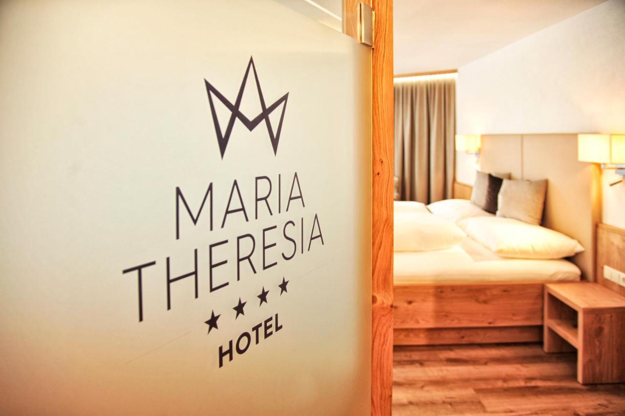 Hotel Maria Theresia イシュグル エクステリア 写真